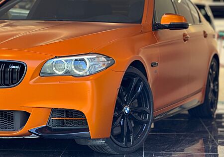 BMW M550d xDrive 381 PS matt orange Foliert