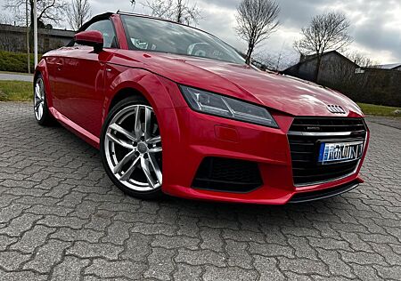 Audi TT Roadster 2.0 TFSI S tronic quattro -