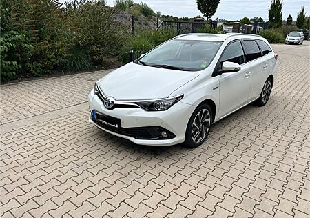 Toyota Auris Touring Sports Touring Sports Hybrid 1...