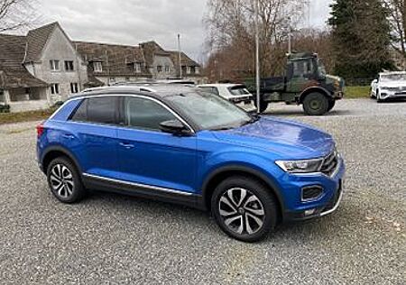 VW T-Roc Volkswagen 1.5 TSI DSG ACTIVE ACTIVE