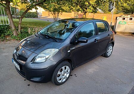 Toyota Yaris 1,0-l-VVT-i -