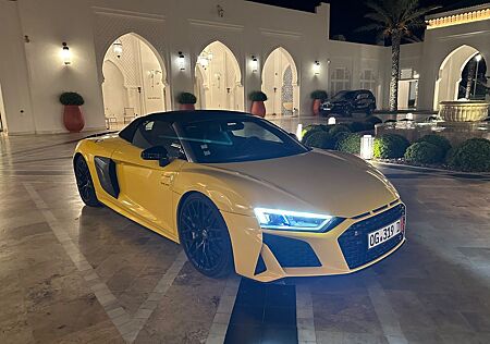 Audi R8 gebraucht kaufen Audi R8 5.2 FSI plus S tronic quattro Spyder -