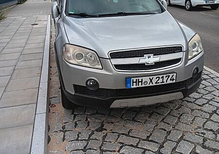 Chevrolet Captiva 2.4 LS EcoLogic 2WD 7-Sitzer LS
