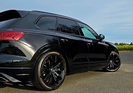 VW Touareg Volkswagen 3.0 V6 TDI 210kW 4MOTION Tiptronic -