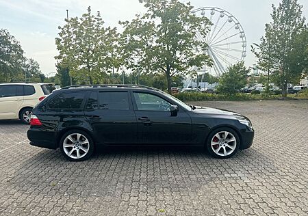 BMW 525i A touring -