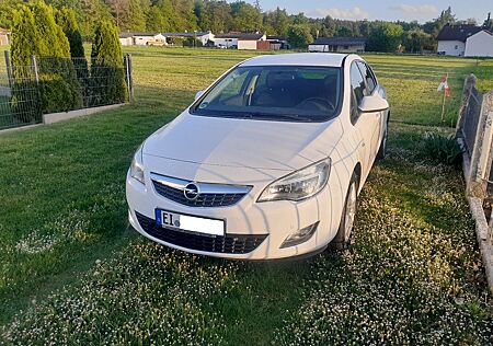 Opel Astra 1.7 CDTI 8fach