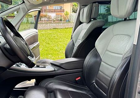Renault Espace dCi 160 Initiale Paris Sitzheizung 7
