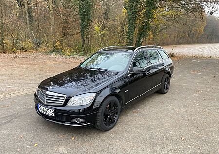Mercedes-Benz C 220 CDI T BlueEFFICIENCY - Top gepflegt!