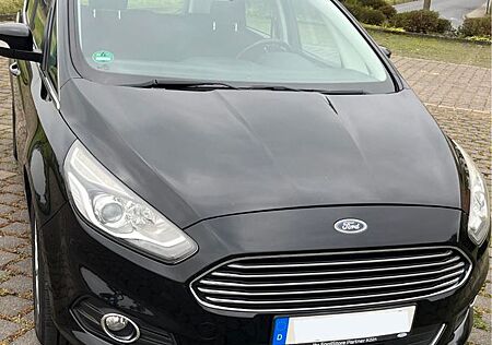 Ford S-Max 2,0 TDCi 110kW Titanium