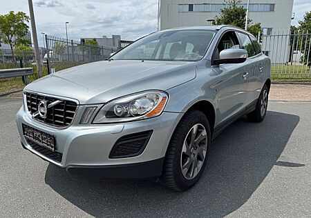 Volvo XC 60 XC60 Ocean Race 2.0l D4 Scheckh 5 Zylinder Gepf.