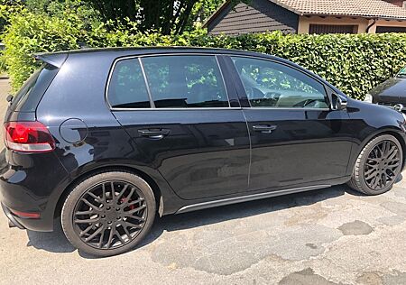 VW Golf Volkswagen 2.0 TSI GTI GTI