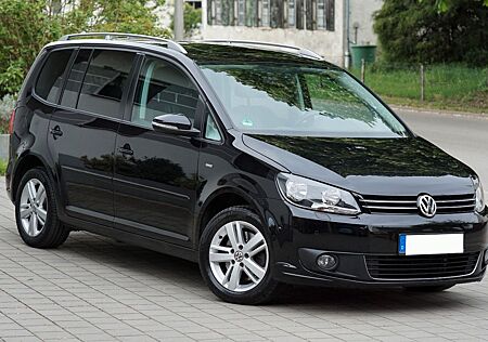 VW Touran Volkswagen 2.0 TDI MATCH BlueMotion AHK Shz Pano