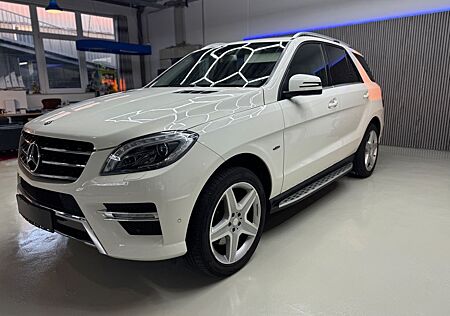 Mercedes-Benz ML 350 CDI BlueTec AHK AMG PDC NAVI