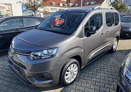 Toyota Pro Ace Proace (Verso) City1.2 L1 Team D - Navi - ACC -