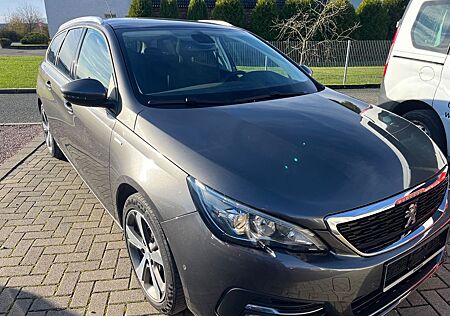 Peugeot 308 SW Pure Tech Style,Panoramadach,