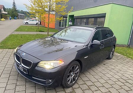 BMW 520 AUTOM/2.HAND/XENON/8-FACH 18"/HUD