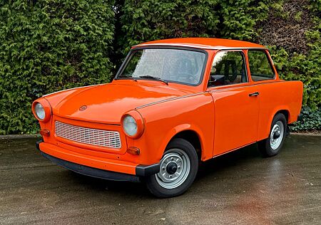 Trabant 601 S deluxe '80 *Möhrchen* - Kunstleder - AHK