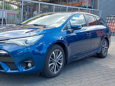 Toyota Avensis 2,0-l-D-4D Edition-S Touring Sports ...