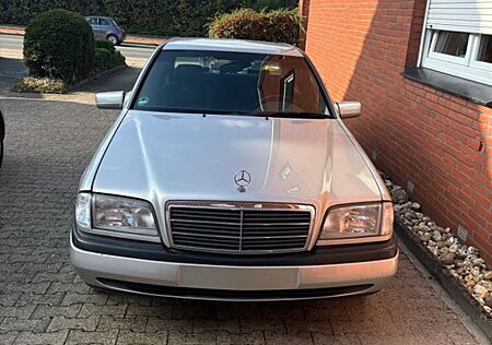 Mercedes-Benz C 180 CLASSIC Classic