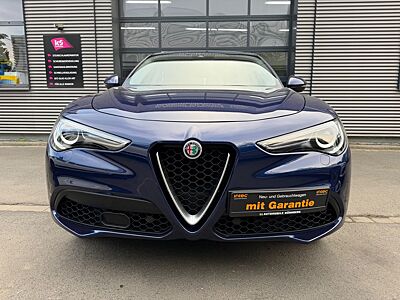 Alfa Romeo Stelvio Super Q4*GARANTIE*NAVI*BI-XENON*LEDER*