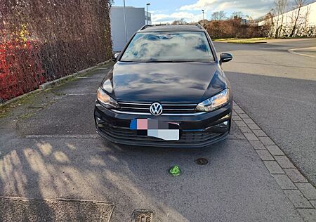 VW Golf Sportsvan Volkswagen 1.6 TDI SCR Trendline