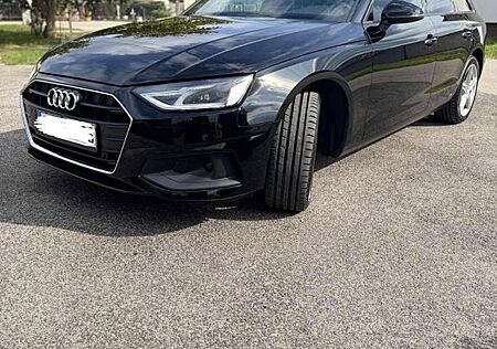 Audi A4 35 TDI S tronic S line Avant S line