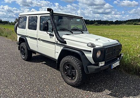 Mercedes-Benz G 300 CDI LL lang Professional -
