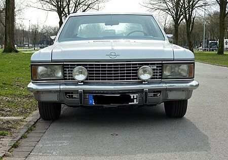 Opel Diplomat Admiral
