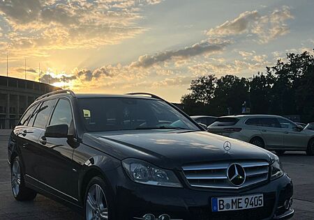 Mercedes-Benz C 200 CDI T BlueEFFICIENCY AVANTGARDE AVANTGARDE