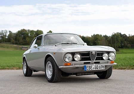 Alfa Romeo GTV