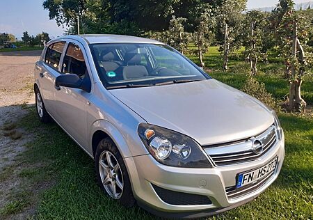 Opel Astra 1.4 Twinport -