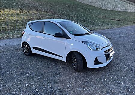 Hyundai i10 Passion ,EZ 8/2018, scheckheft,