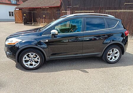 Ford Kuga 2,0 TDCi 4x4 120kW Titanium Titanium