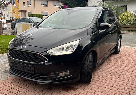 Ford C-Max 1,0 EcoBoost 92kW Titanium