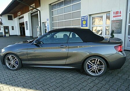 BMW 240 M240 i xDrive Cabrio/Nav/LED/