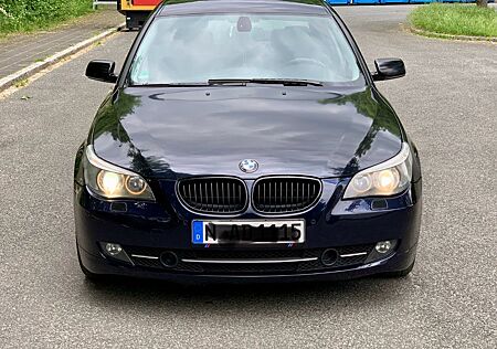 BMW 525d A -