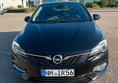Opel Astra 1.2 Direct Inj Turbo 107kW Elegance El...