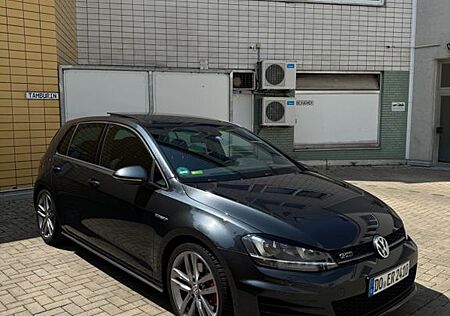 VW Golf Volkswagen 2.0 TDI GTD PANO SPORT&SOUND AHK TÜV NEU