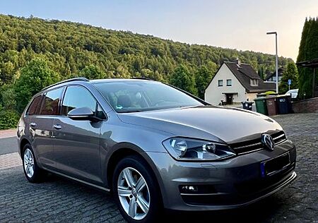 VW Golf Volkswagen 1.6 TDI BMT Comfortline Variant Comfortline