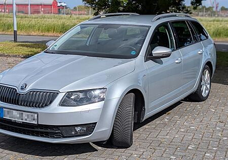 Skoda Octavia 1.4 TSI DSG Joy Combi Joy