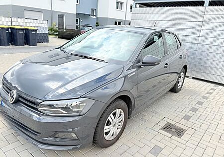 VW Polo Volkswagen 1.0 48kW Trendline