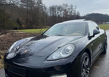 Porsche Panamera 4 S
