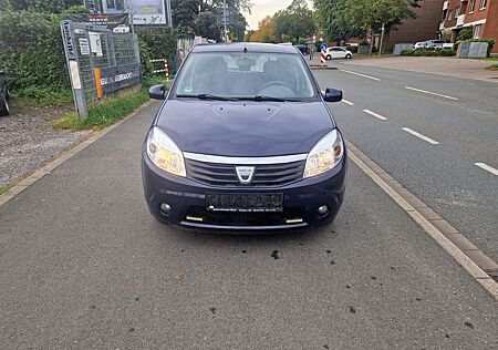 Dacia Sandero Basis KLIMA;TÜV bis 06/2026