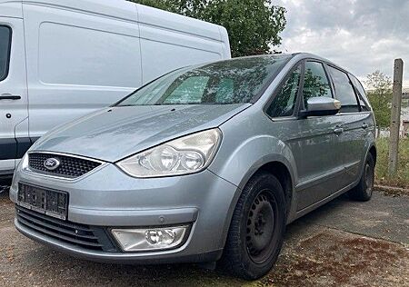 Ford Galaxy 2,0 TDCi 96kW DPF Ghia