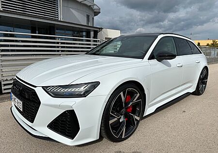 Audi RS6 Avant 4.0 TFSI quattro