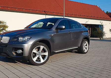 BMW X6 xDrive40d - durchgehend -Händler gepflegt