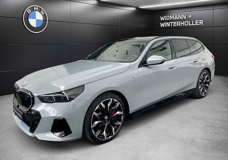 BMW i5 xDrive40 Touring KeyLess Pano ParkAss RFK H/K