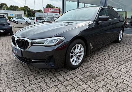BMW 520 d *HuD*H&K*STANDHEIZUNG*Adapt.LED*