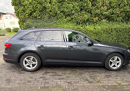 Audi A4 35 TFSI Avant -