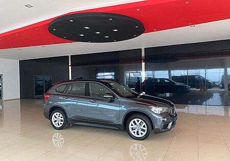 BMW X1 sDrive 20 i *Automatik*Leder*Navi*